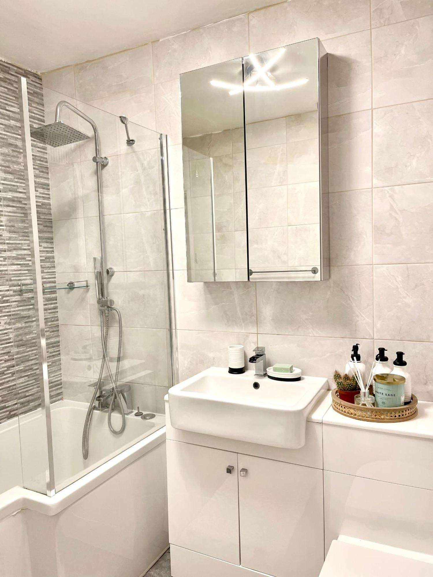Appartamento Paddington Flat Close To Station With Patio *